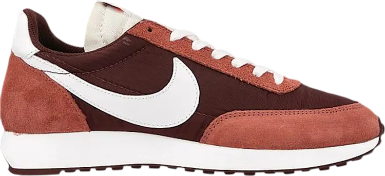 Кроссовки Nike Air Tailwind 79 'Mystic Dates', красный
Кроссовки Nike Air Tailwind 79 'Mystic Dates', красный