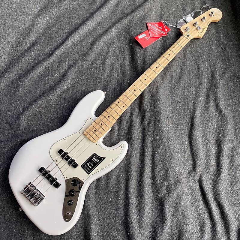 Fender Player Jazz Bass Maple MN 2021 Polar White MX21274971 Player Jazz Bass with Maple Fretboard
Fender Player Jazz Bass Maple MN 2021 Polar White MX21274971 Player Jazz Bass with Maple Fretboard