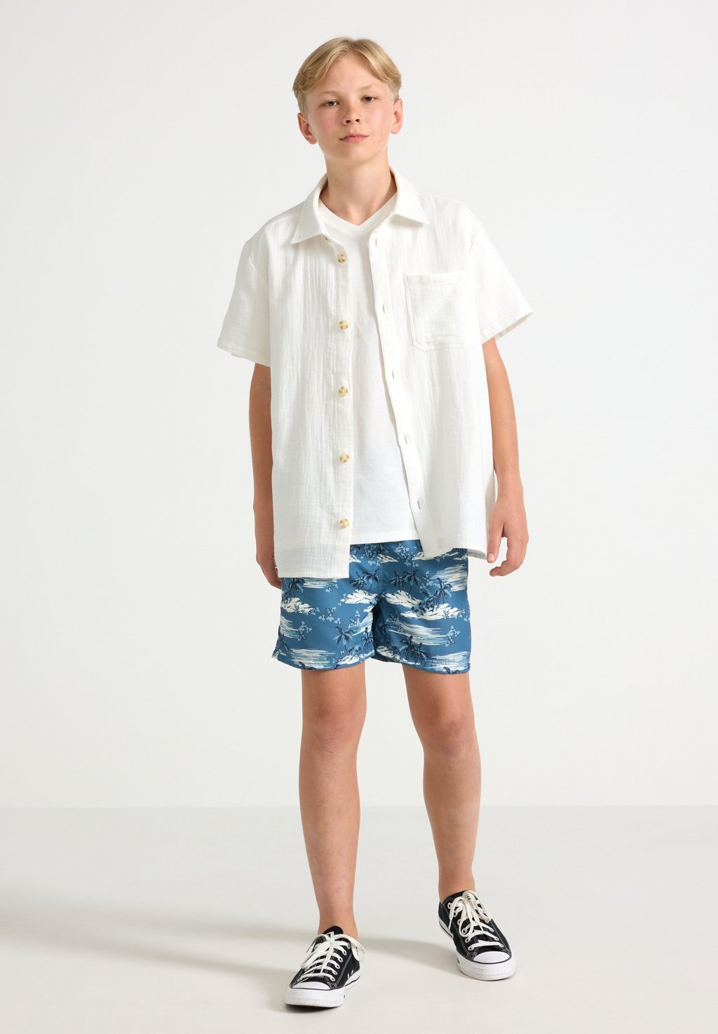 Пляжные шорты Lindex, синий
Пляжные шорты Lindex, синий