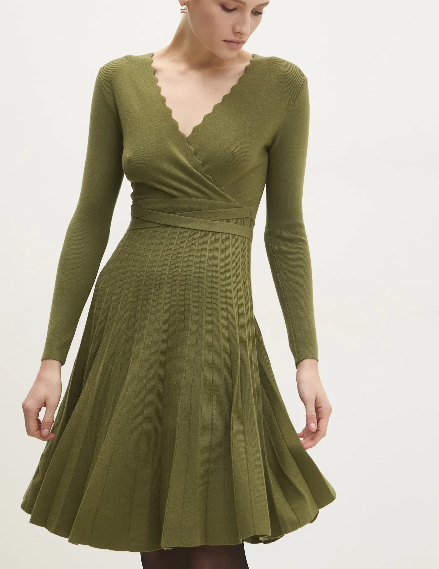 Платье Answear Lab, зеленый
Платье Answear Lab, зеленый