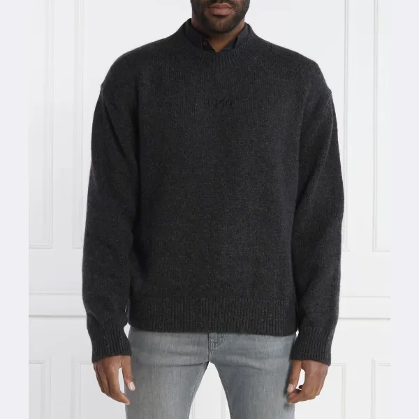 Свитер оверсайз с добавлением шерсти Hugo, черный
Свитер оверсайз с добавлением шерсти Hugo, черный