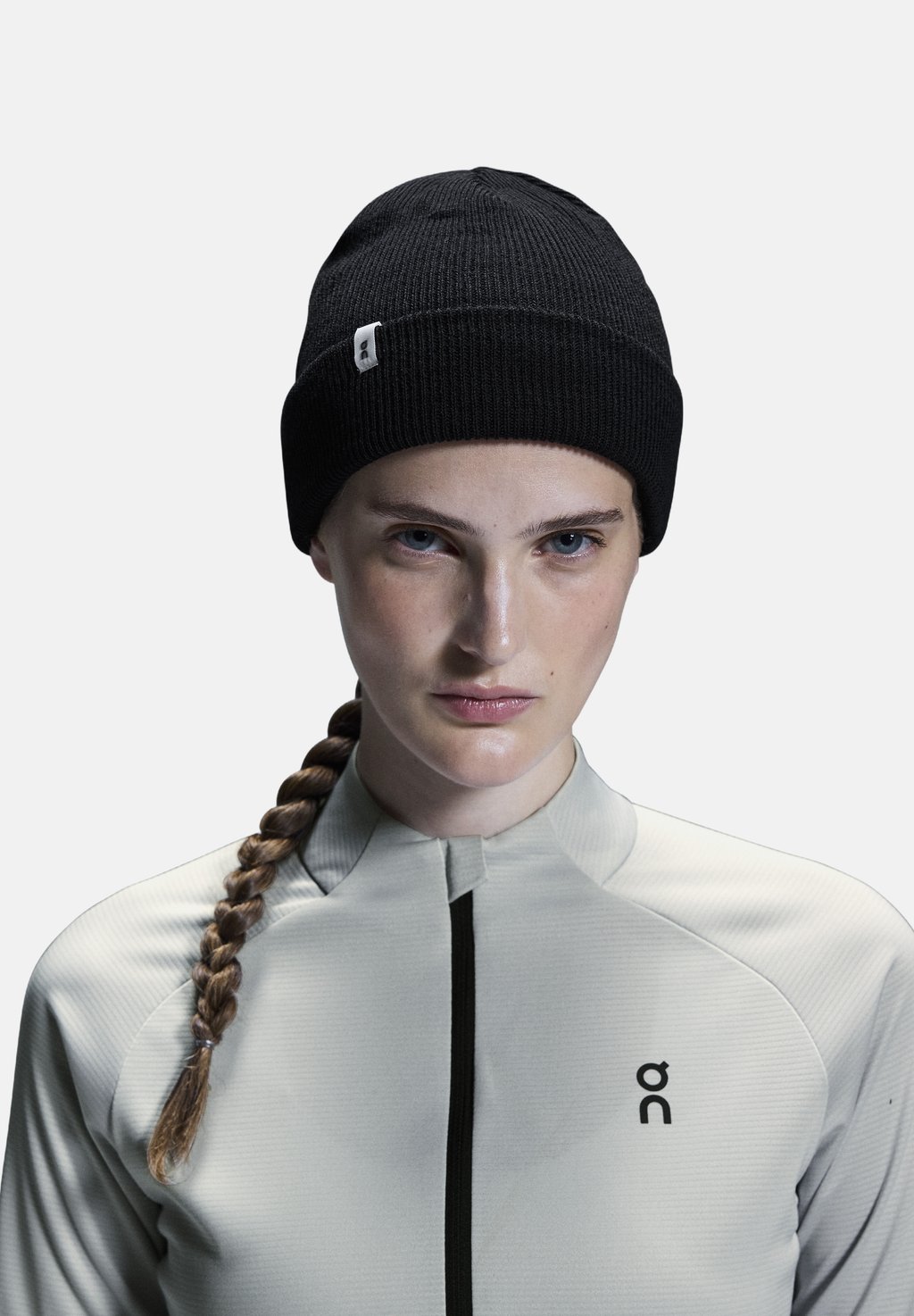 Шапка On, черный
Шапка On, черный