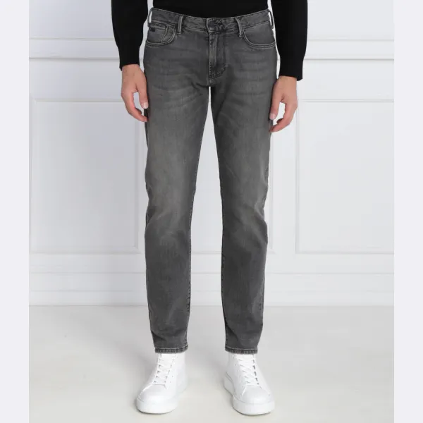 Джинсы узкого кроя j06 Emporio Armani, черный
Джинсы узкого кроя j06 Emporio Armani, черный