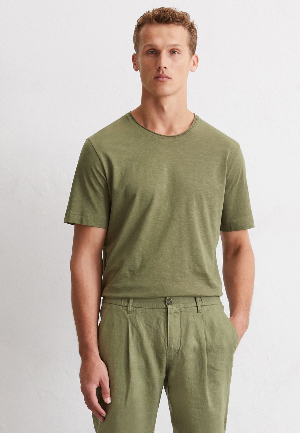 Базовая футболка Marc O'Polo, темно-зеленый
Базовая футболка Marc O'Polo, темно-зеленый