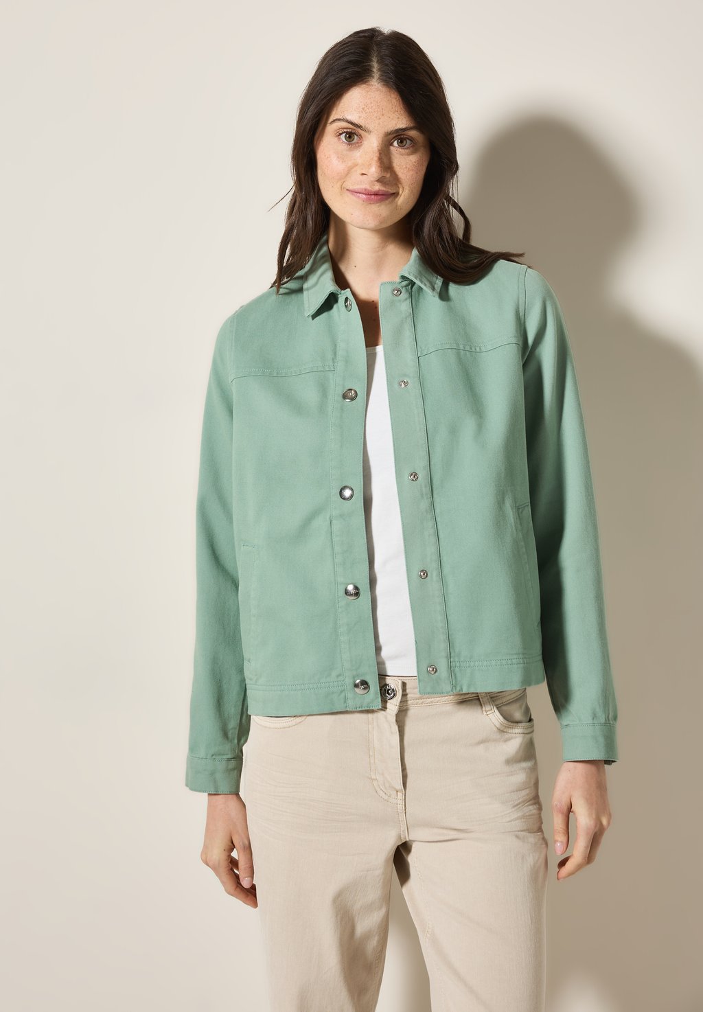 Летняя куртка Cecil, металлик зеленый
Летняя куртка Cecil, металлик зеленый