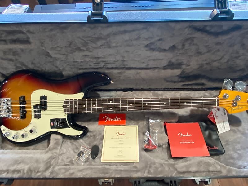 Fender American Ultra Precision P Bass RW Ultraburst #US22041454 8 фунтов 134,6 унции. США American Ultra Precision Bass with Rosewood Fretboard
Fender American Ultra Precision P Bass RW Ultraburst #US22041454 8 фунтов 134,6 унции. США American Ultra Precision Bass with Rosewood Fretboard