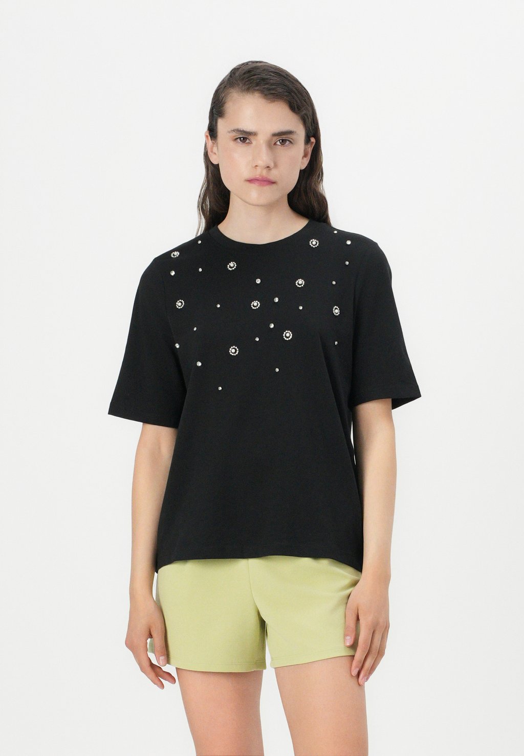 Футболка с принтом ONLJULIA LIFE BOX ONLY, черный 
Футболка с принтом ONLJULIA LIFE BOX ONLY, черный