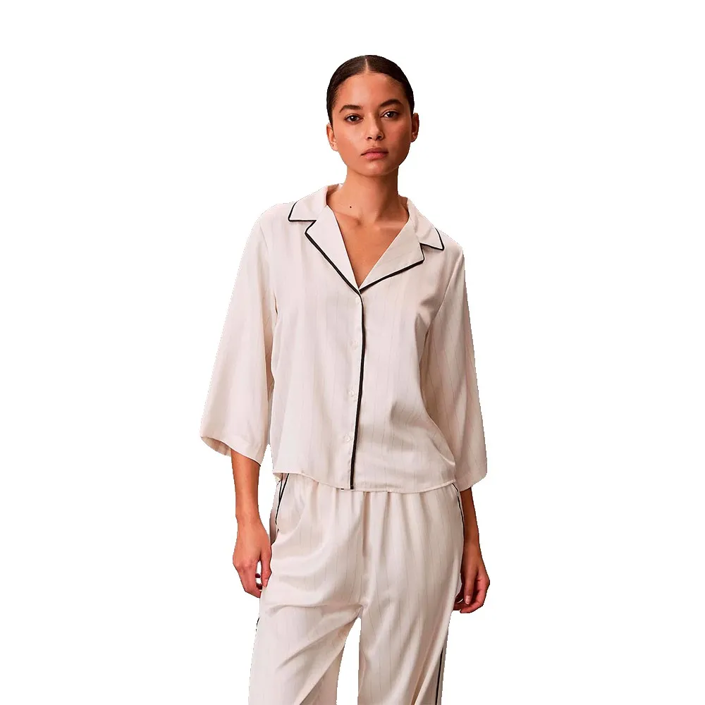 Пижамная футболка Calvin Klein LV00QS7657 с коротким рукавом, белый
Пижамная футболка Calvin Klein LV00QS7657 с коротким рукавом, белый