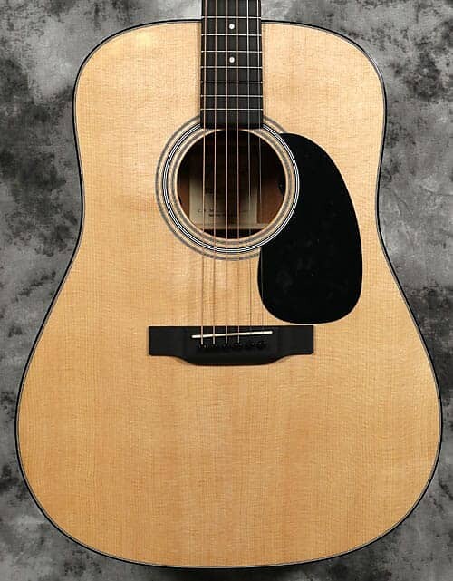 Мартин - D-12E Martin
Мартин - D-12E Martin