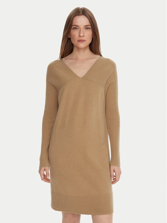 Вязаное платье relaxed fit 1044DV02C United Colors Of Benetton, бежевый
Вязаное платье relaxed fit 1044DV02C United Colors Of Benetton, бежевый