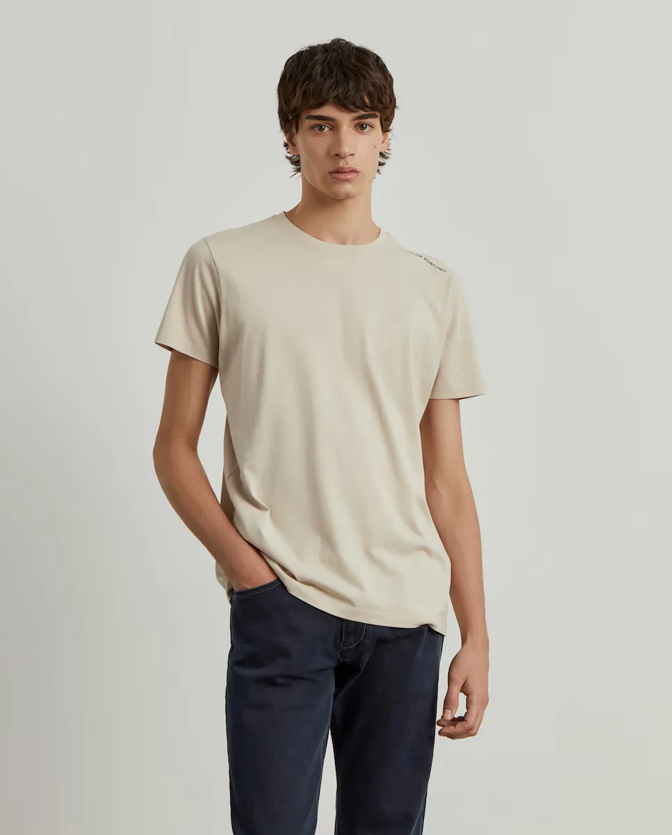 Футболка мужская бежевая хлопковая, однотонная с короткими рукавами Lion of Porches, бежевый
Футболка мужская бежевая хлопковая, однотонная с короткими рукавами Lion of Porches, бежевый