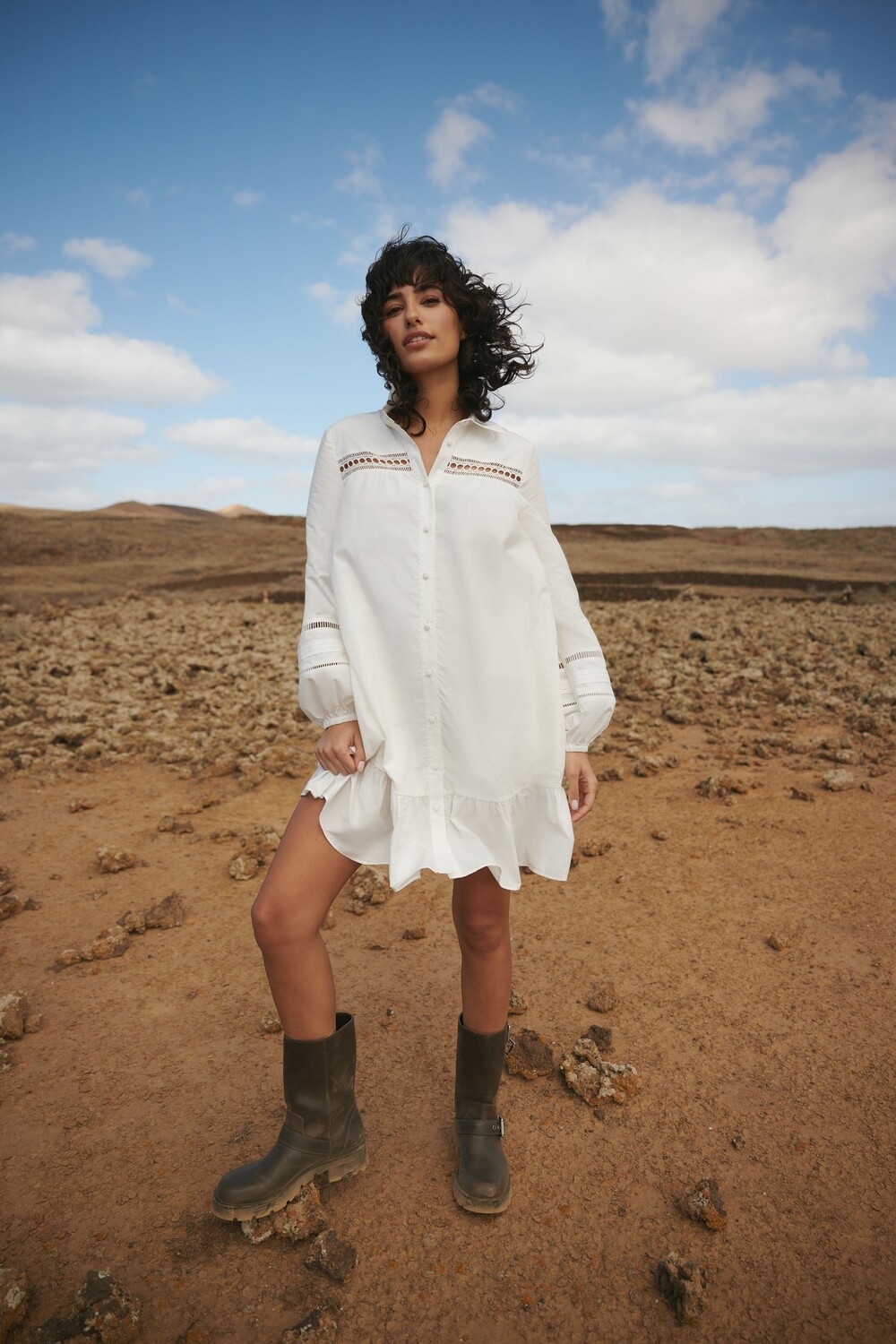 Платье-Рубашка с кружевом Superdry, белый
Платье-Рубашка с кружевом Superdry, белый