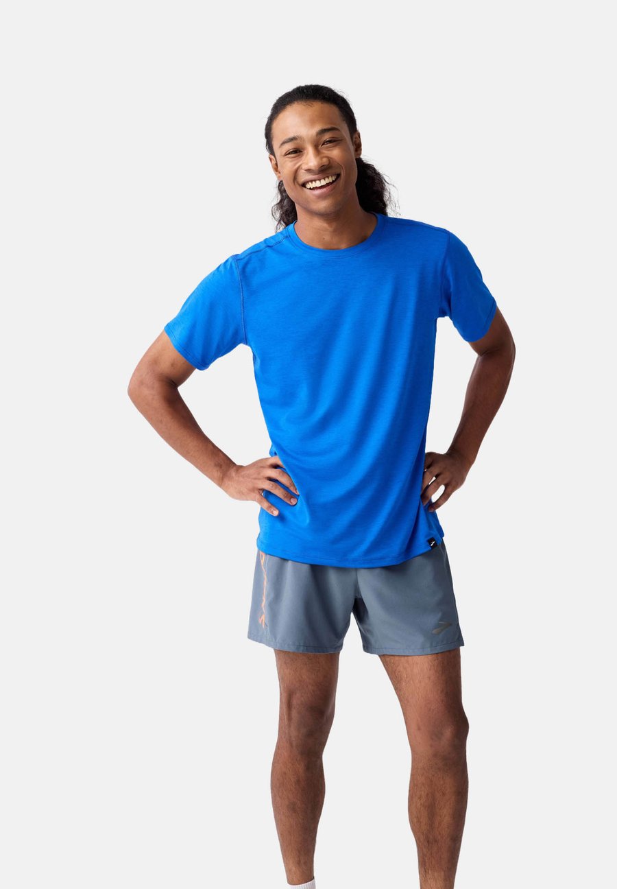 Футболка Brooks LUXE SHORT SLEEVE, Htr Neo Blue/Blue, Синий, Футболка Brooks LUXE SHORT SLEEVE, Htr Neo Blue/Blue
Футболка Brooks LUXE SHORT SLEEVE, Htr Neo Blue/Blue, Синий, Футболка Brooks LUXE SHORT SLEEVE, Htr Neo Blue/Blue