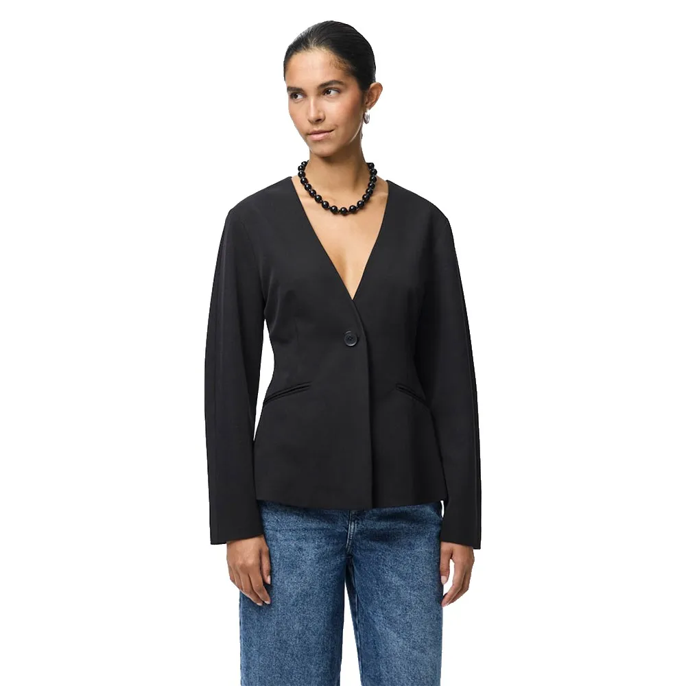 Пиджак Pieces Kamil приталенного кроя, черный
Пиджак Pieces Kamil приталенного кроя, черный