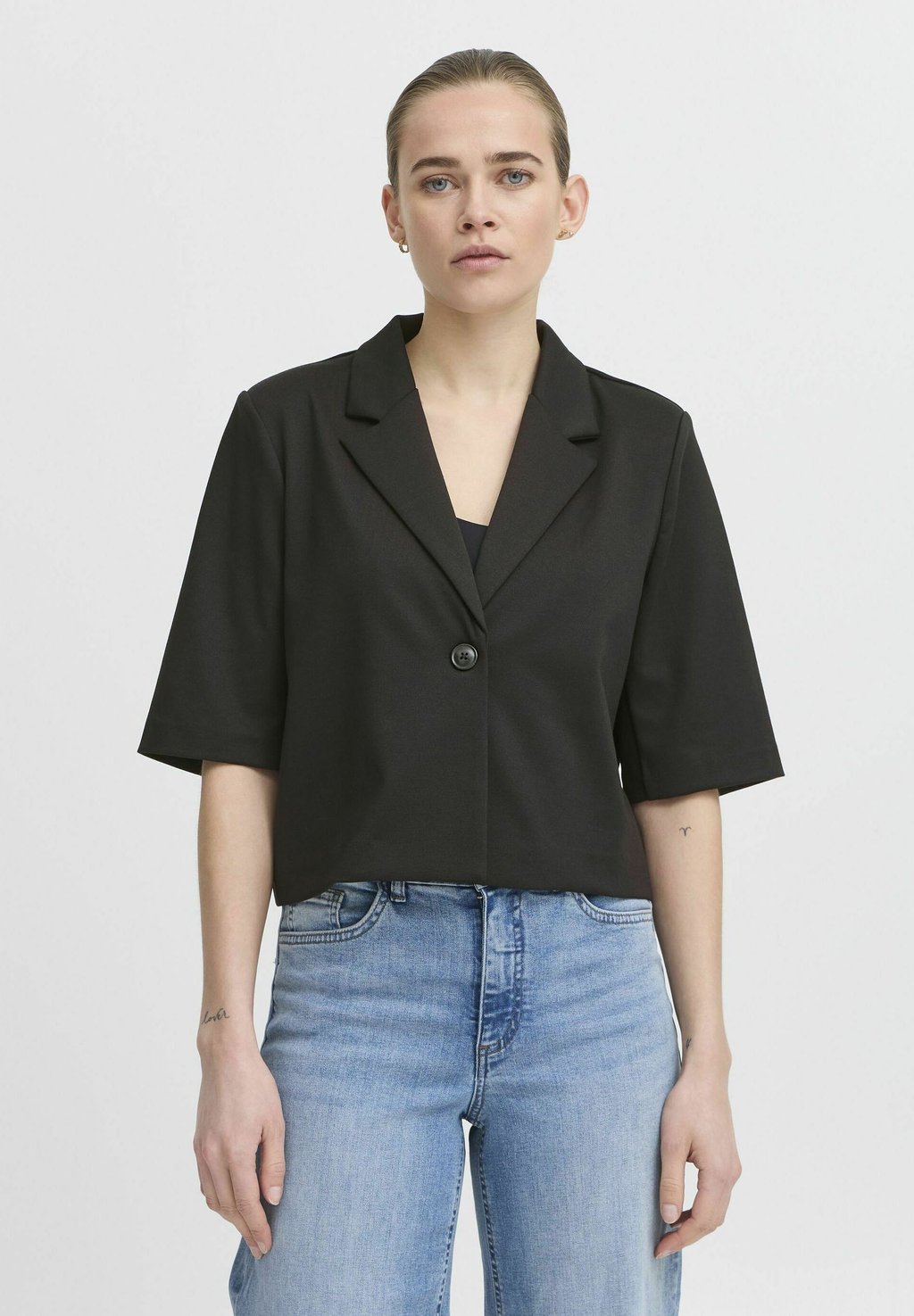 Блейзер IHKATE ICHI, черный
Блейзер IHKATE ICHI, черный