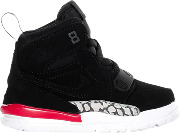 Кроссовки Jordan Legacy 312 TD Black Suede, черный
Кроссовки Jordan Legacy 312 TD Black Suede, черный