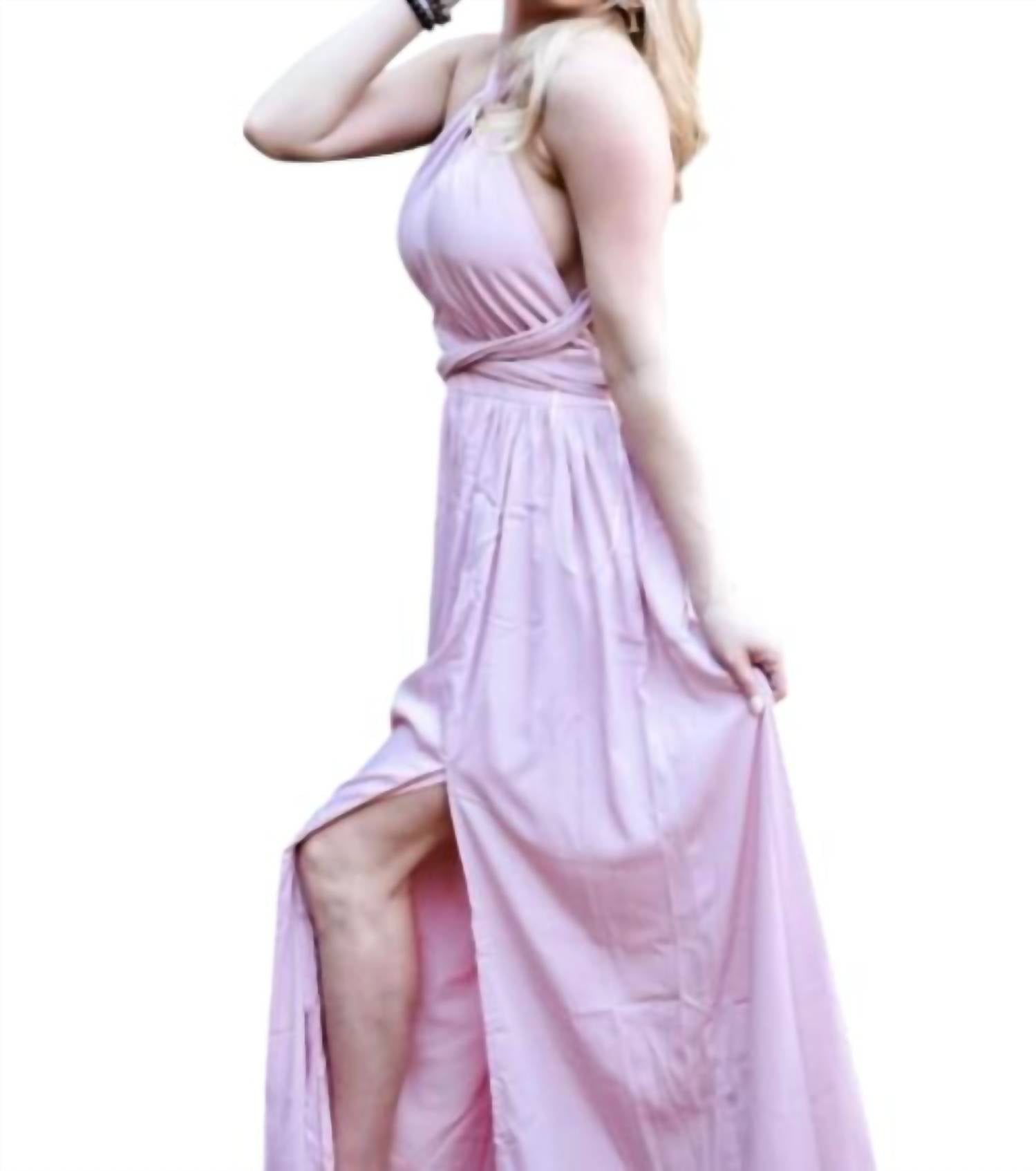 Розовое миди-платье с бретелями-хомутом LENA
Розовое миди-платье с бретелями-хомутом LENA