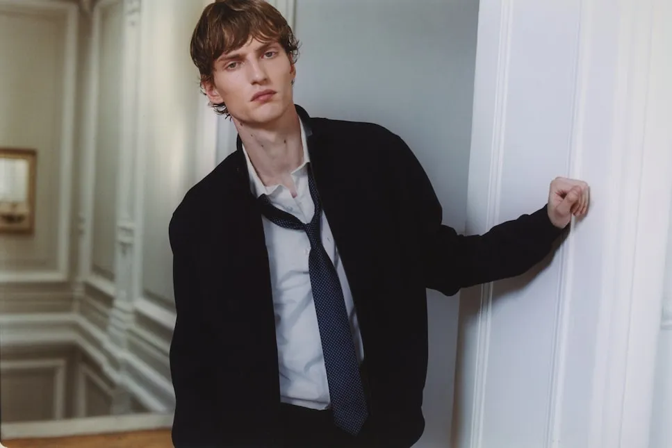 Галстук в горошек Sfera, темно-синий
Галстук в горошек Sfera, темно-синий