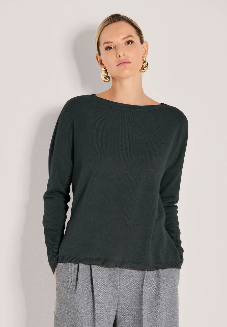 Джемпер MADELEINE Jumper, Black Melange/Black
Джемпер MADELEINE Jumper, Black Melange/Black