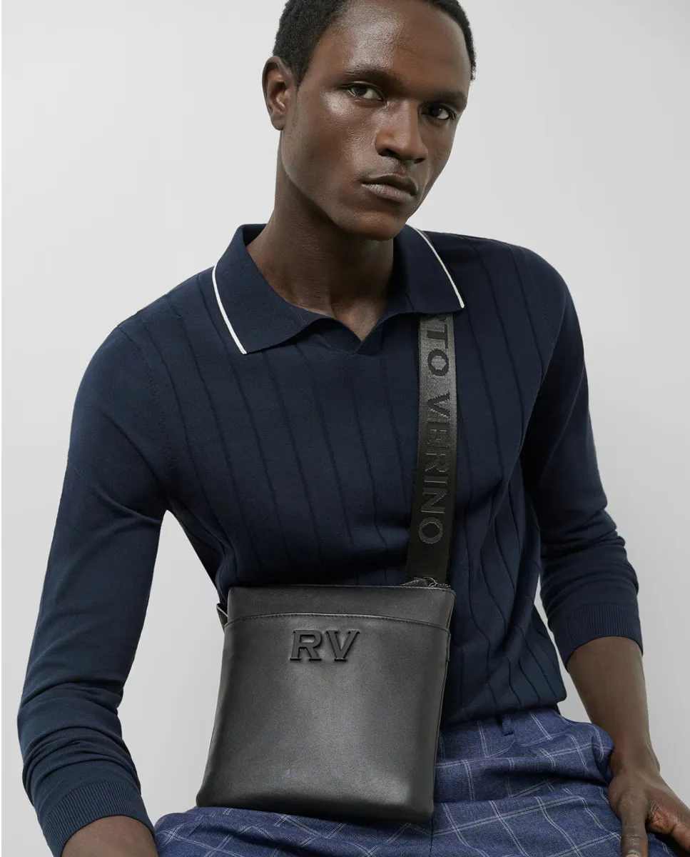 Мужская плоская кожаная сумка через плечо Mim Roberto Verino, черный
Мужская плоская кожаная сумка через плечо Mim Roberto Verino, черный