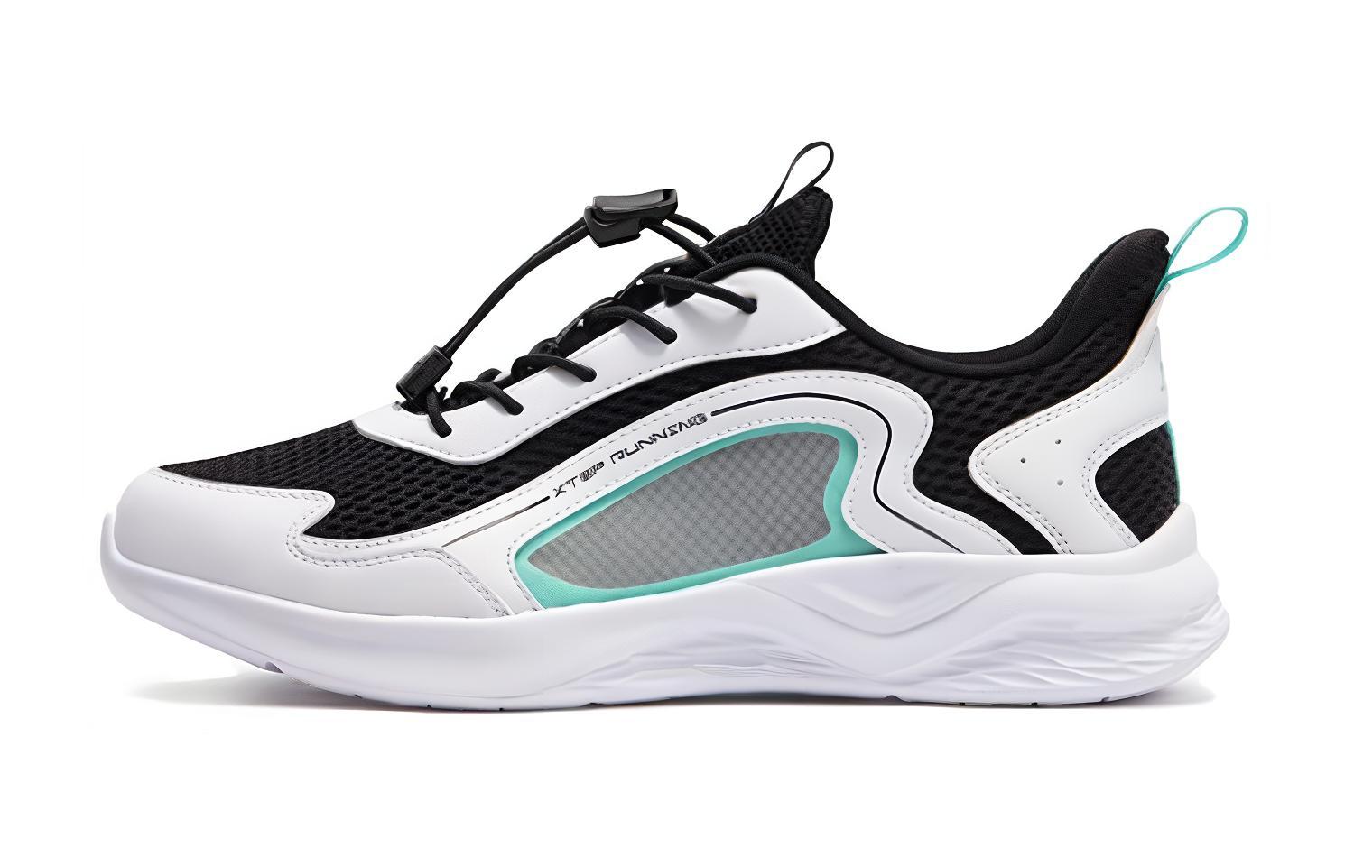 Износостойкие низкие детские беговые кроссовки черно-белые XTEP
Износостойкие низкие детские беговые кроссовки черно-белые XTEP