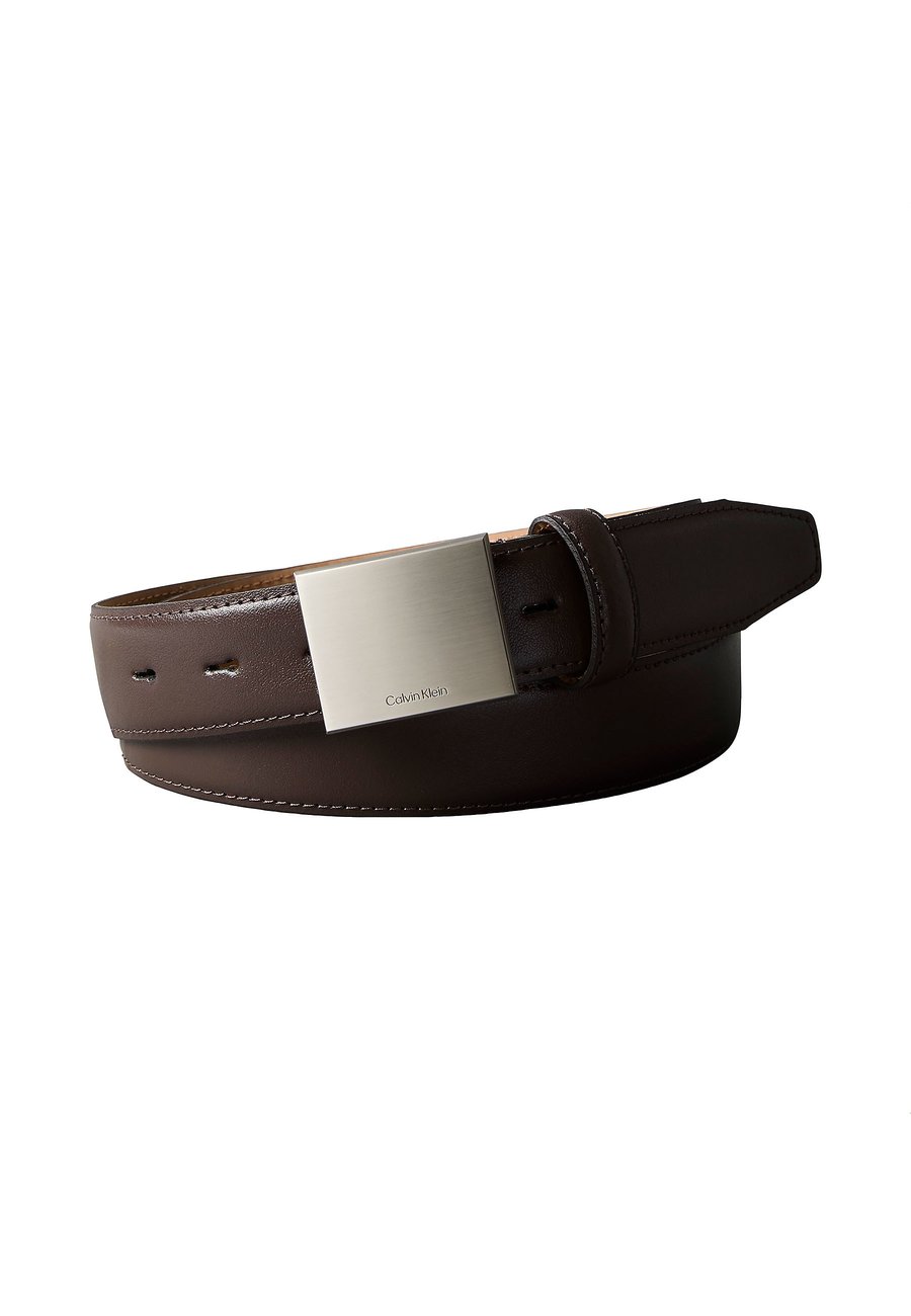 Ремень Calvin Klein LOGO PLAQUE SMOOTH 32MM, Ck Dark Brown Brushed/Brown
Ремень Calvin Klein LOGO PLAQUE SMOOTH 32MM, Ck Dark Brown Brushed/Brown