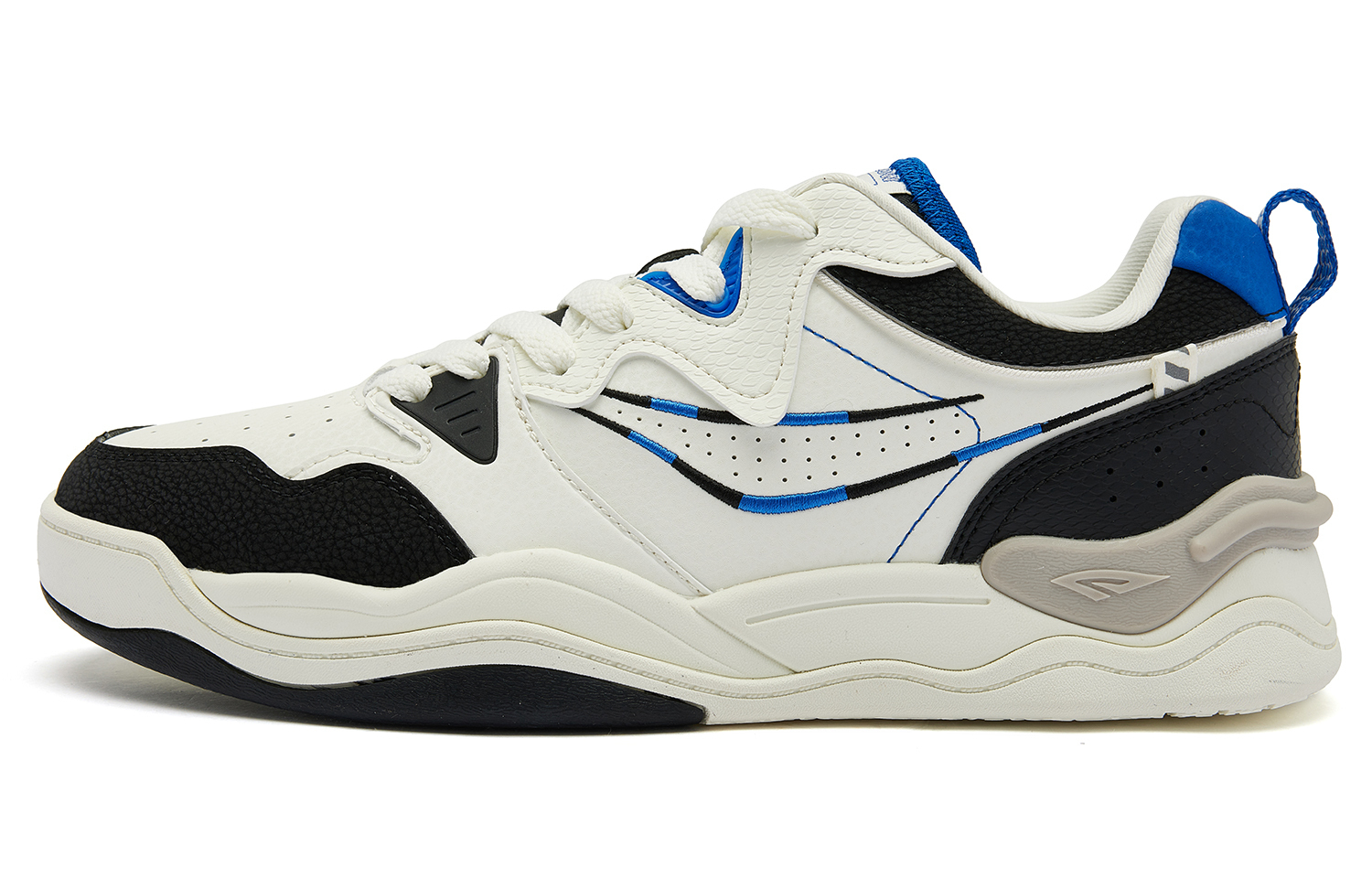 Износостойкие противоскользящие низкие кеды для скейтбординга мужские белый черный QIAODAN, цвет слоновая кость черный
Износостойкие противоскользящие низкие кеды для скейтбординга мужские белый черный QIAODAN, цвет слоновая кость черный