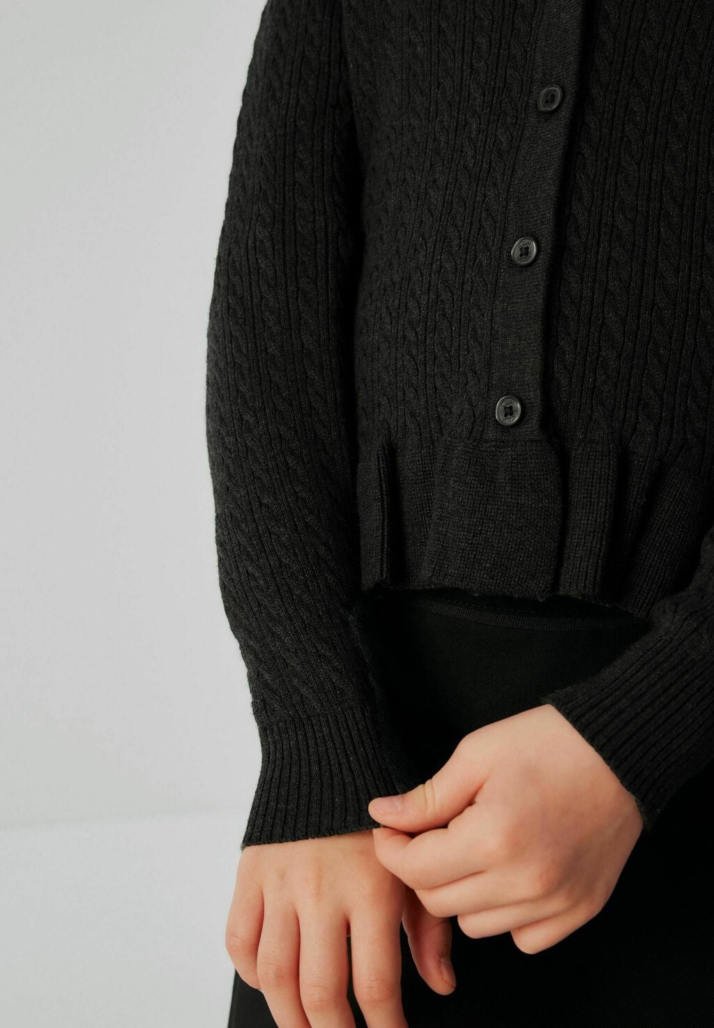 REGULAR FIT School Cable Clarks, Кардиган черный
REGULAR FIT School Cable Clarks, Кардиган черный