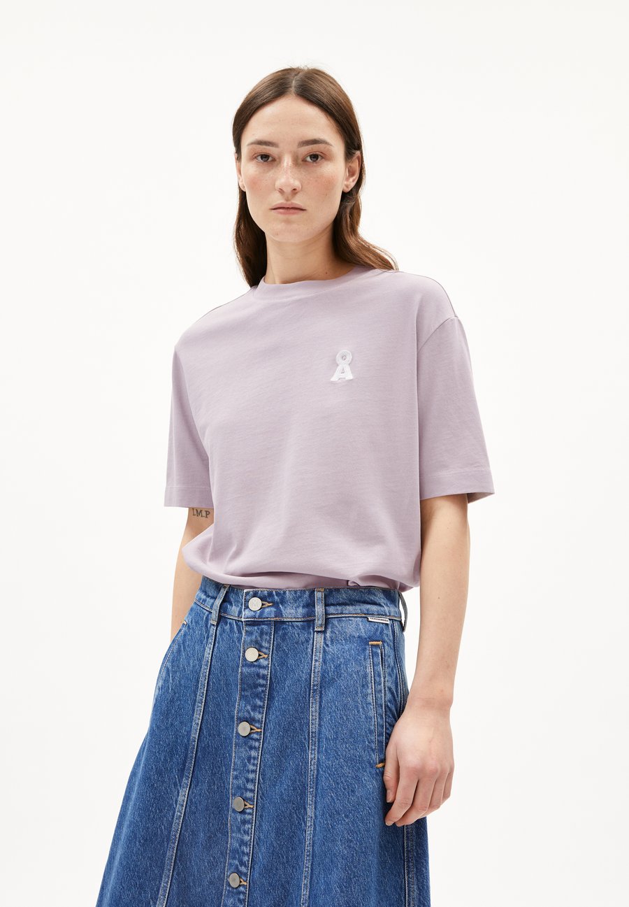 Футболка ARMEDANGELS TARJAA ICONIC Å, Ice Grape/Purple
Футболка ARMEDANGELS TARJAA ICONIC Å, Ice Grape/Purple