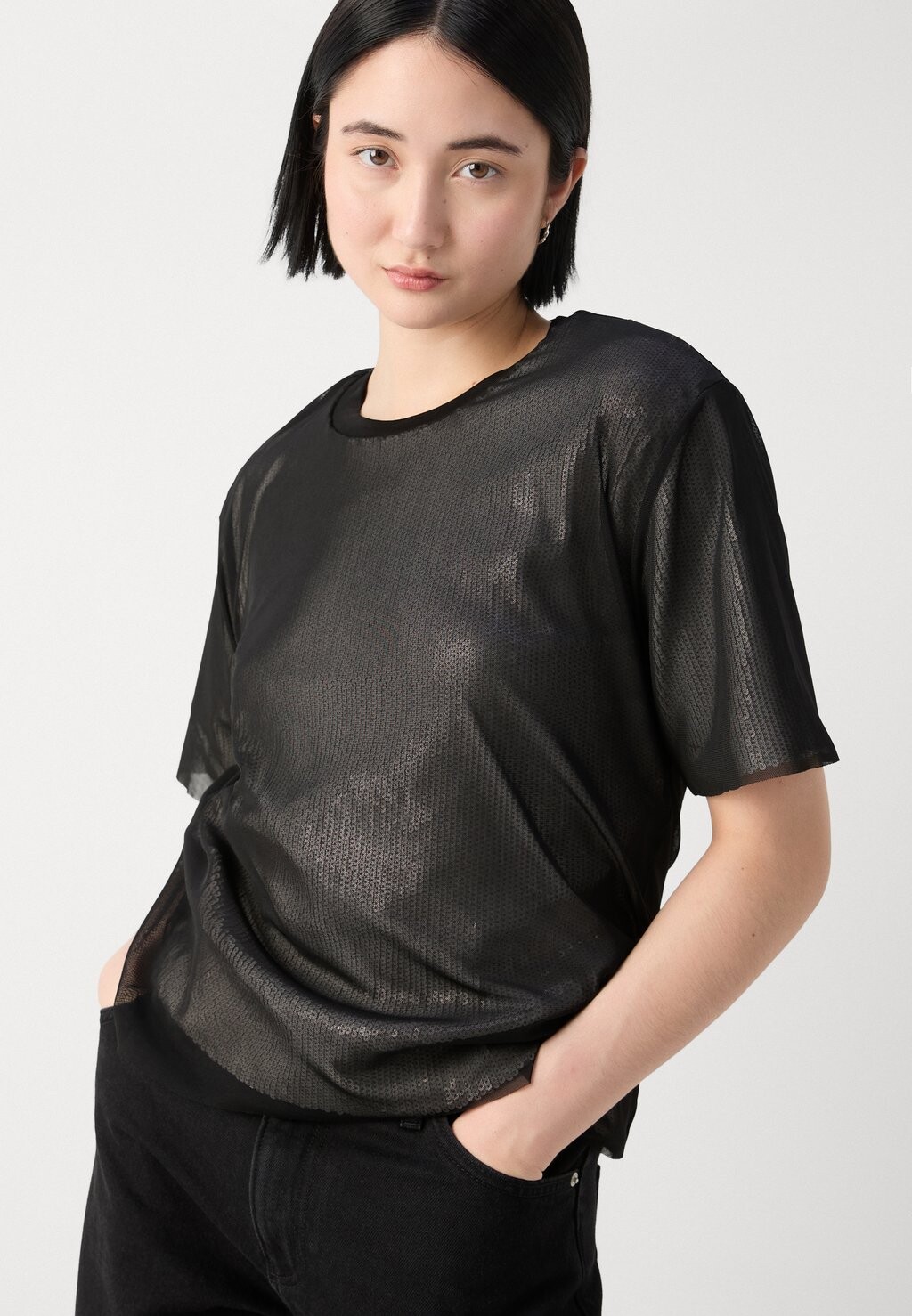 Футболка с принтом ENVIRO BOSS, черный
Футболка с принтом ENVIRO BOSS, черный