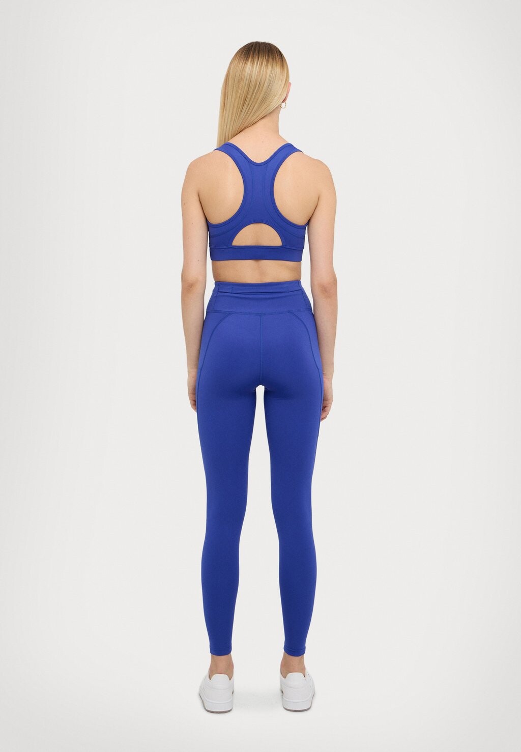 Топ SCULPT 7 DAYS Active, синий
Топ SCULPT 7 DAYS Active, синий