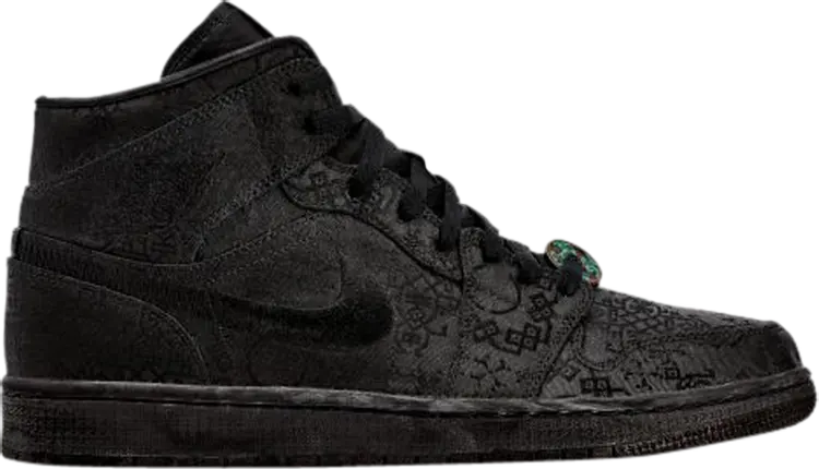 Кроссовки Dover Street Market x CLOT x Air Jordan 1 Mid Monochromarket, черный
Кроссовки Dover Street Market x CLOT x Air Jordan 1 Mid Monochromarket, черный