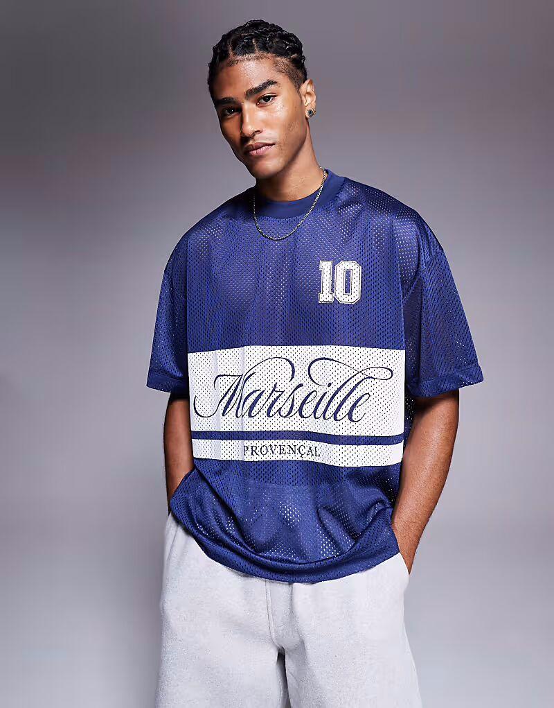 Футболка свободного кроя ASOS DESIGN с изображением города из синего материала Airtex
Футболка свободного кроя ASOS DESIGN с изображением города из синего материала Airtex