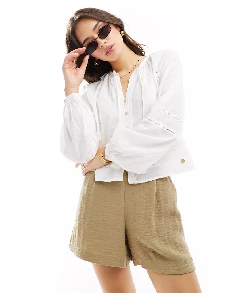 Белоснежный хлопковый пляжный топ Superdry
Белоснежный хлопковый пляжный топ Superdry