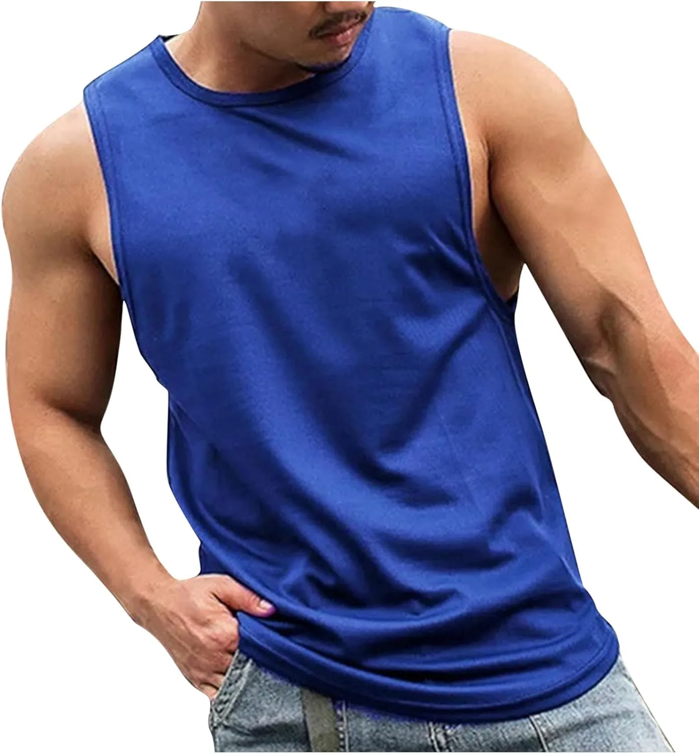 Мужская легкая безрукавка Muscle Tank для фитнеса и тренинга
Мужская легкая безрукавка Muscle Tank для фитнеса и тренинга