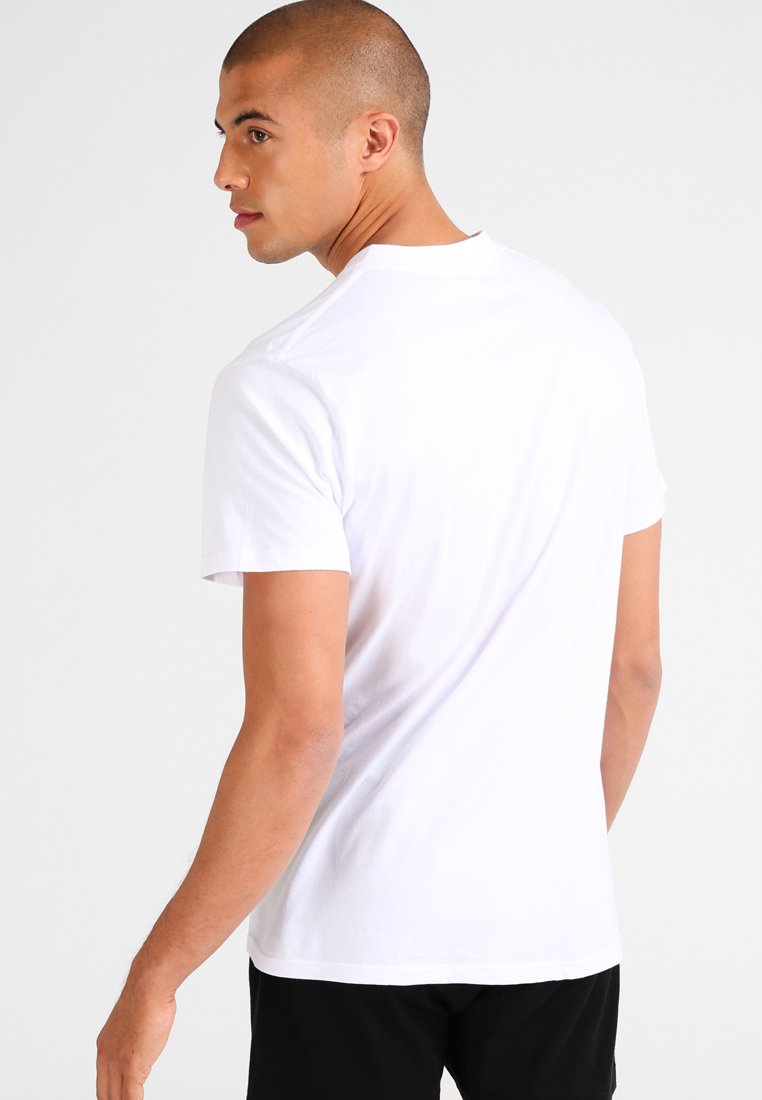 Базовая футболка V-AUSSCHN 2ER PACK Götzburg, белый 
Базовая футболка V-AUSSCHN 2ER PACK Götzburg, белый