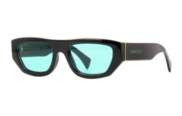 Очки солнцезащитные Gucci Unisex Rectangular, черный
Очки солнцезащитные Gucci Unisex Rectangular, черный