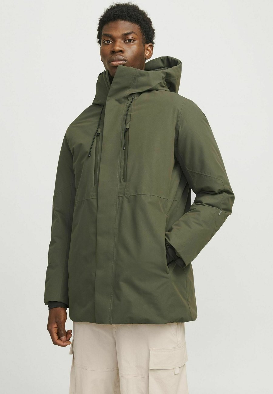 Пальто Jack & Jones Parka, Forest Night/Dark Green
Пальто Jack & Jones Parka, Forest Night/Dark Green