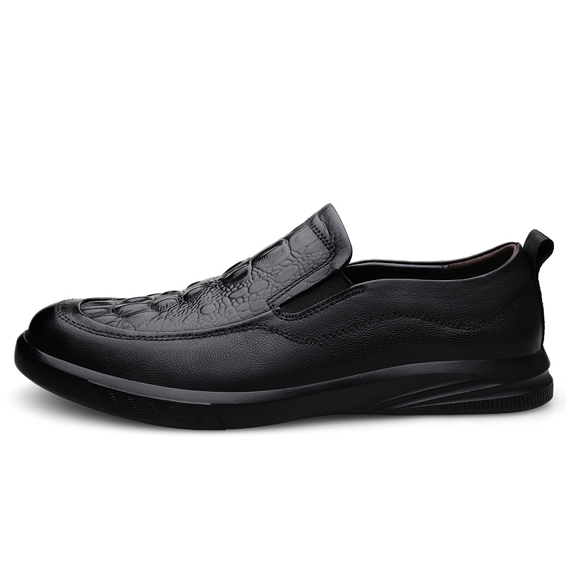 Повседневные кожаные туфли мужские BAGE, Black Slip-On
Повседневные кожаные туфли мужские BAGE, Black Slip-On