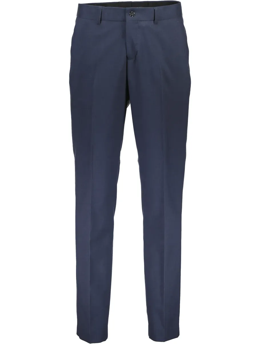 Костюм LINDBERGH (2 шт.), приталенного кроя, на эластичной резинке, синий
Костюм LINDBERGH (2 шт.), приталенного кроя, на эластичной резинке, синий