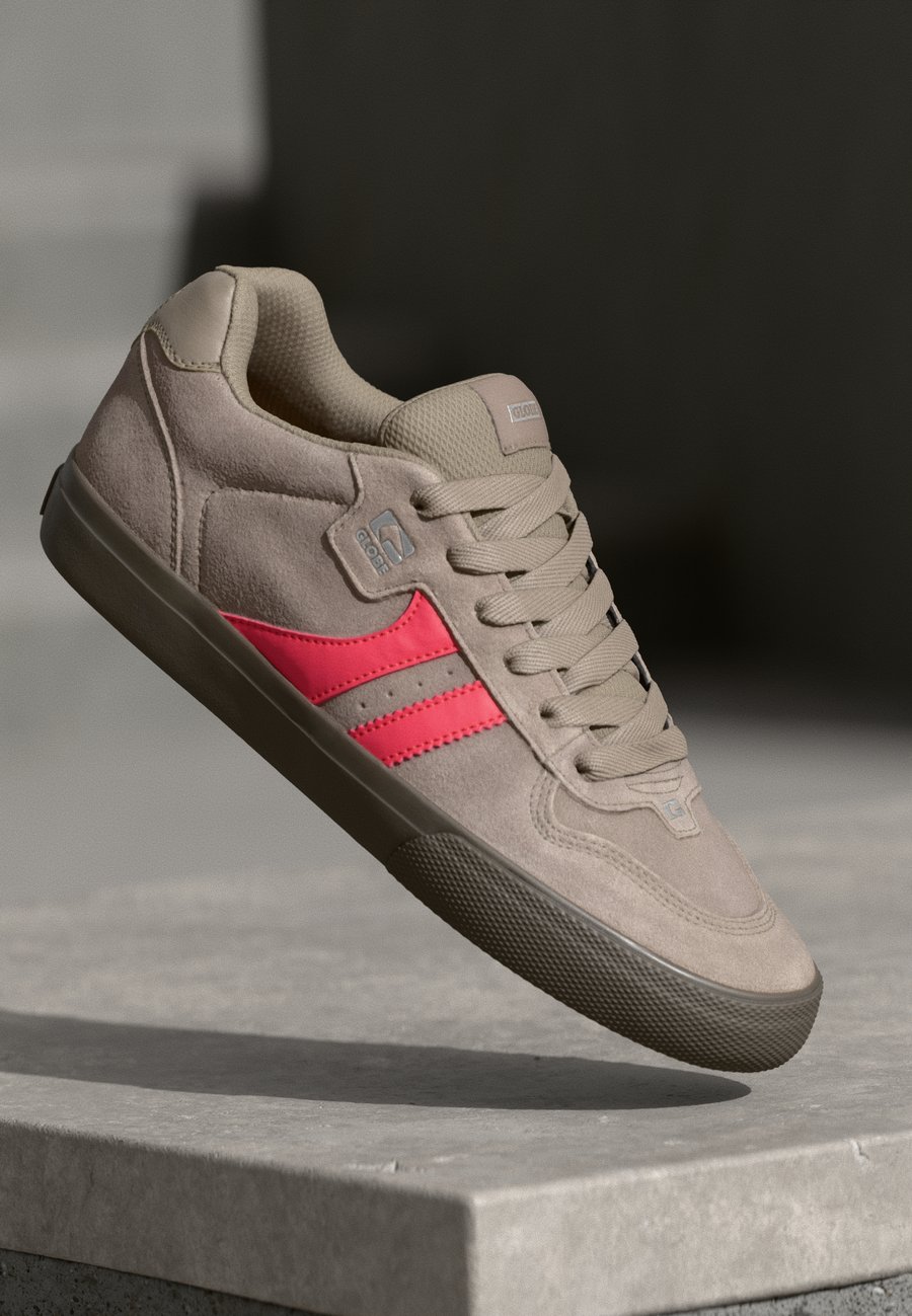 Кроссовки Globe ENCORE 2, Nutmeg/Light Brown
Кроссовки Globe ENCORE 2, Nutmeg/Light Brown