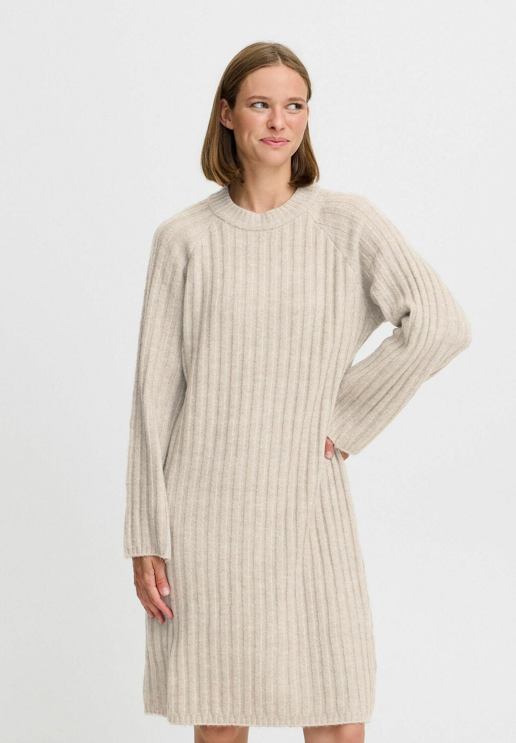 Платье-джемпер MARIANNE b.young, бежевый
Платье-джемпер MARIANNE b.young, бежевый