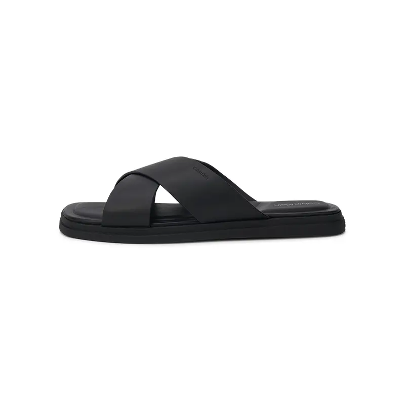 CKJ CALVIN KLEIN JEANS Тапочки-слайды мужские Space Black
CKJ CALVIN KLEIN JEANS Тапочки-слайды мужские Space Black