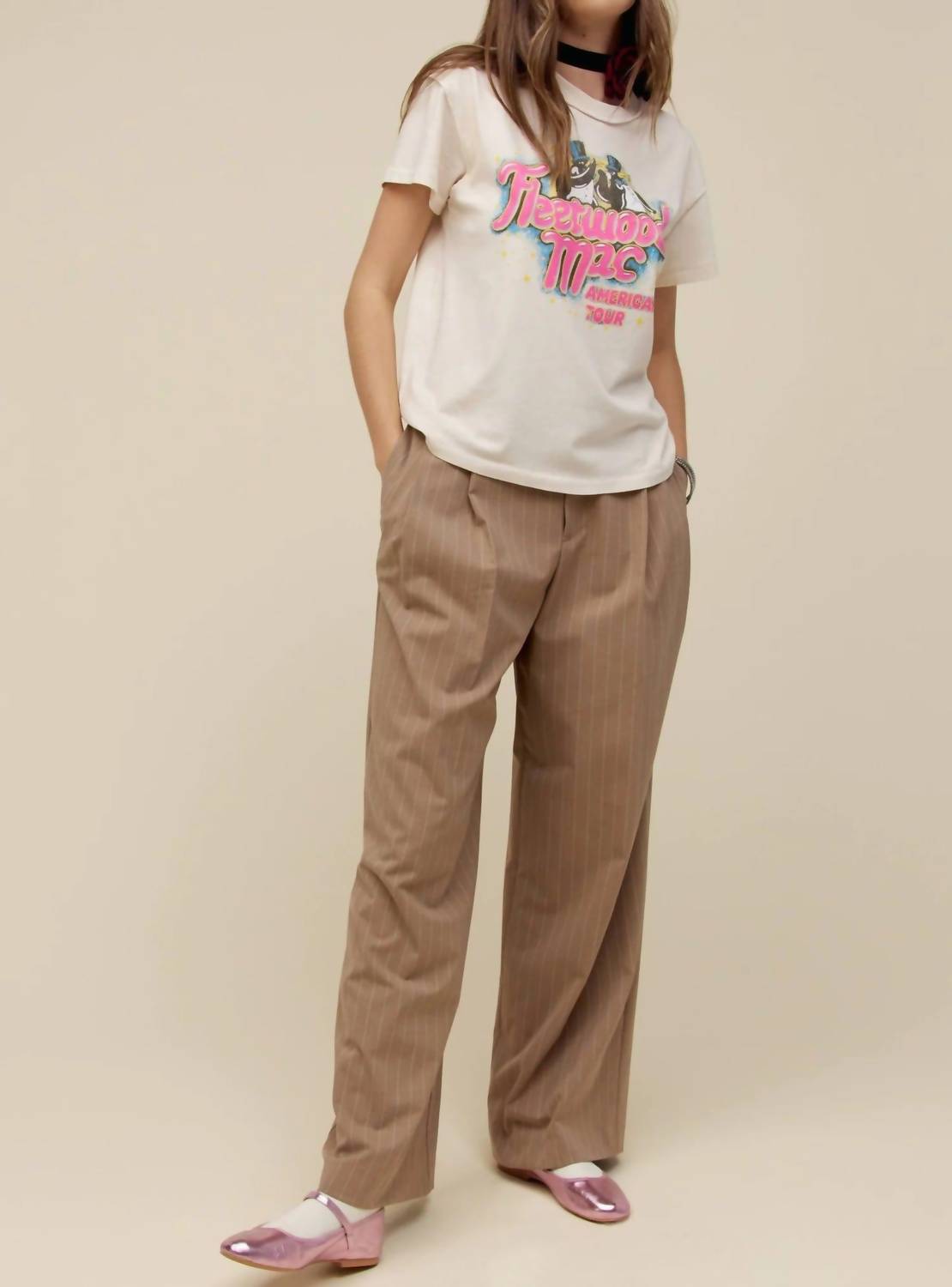 Футболка Fleetwood Mac American Tour Reverse Tour грязно-белого цвета DAYDREAMER
Футболка Fleetwood Mac American Tour Reverse Tour грязно-белого цвета DAYDREAMER