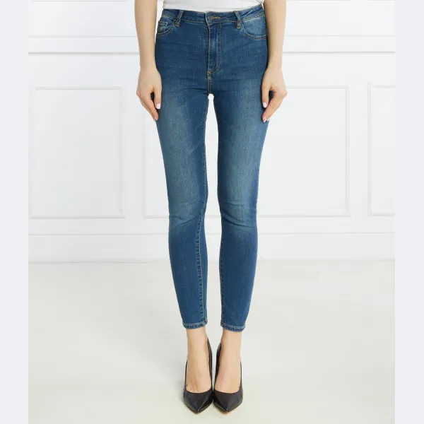 Джинсы суперскинни J24 Armani Exchange, синий
Джинсы суперскинни J24 Armani Exchange, синий