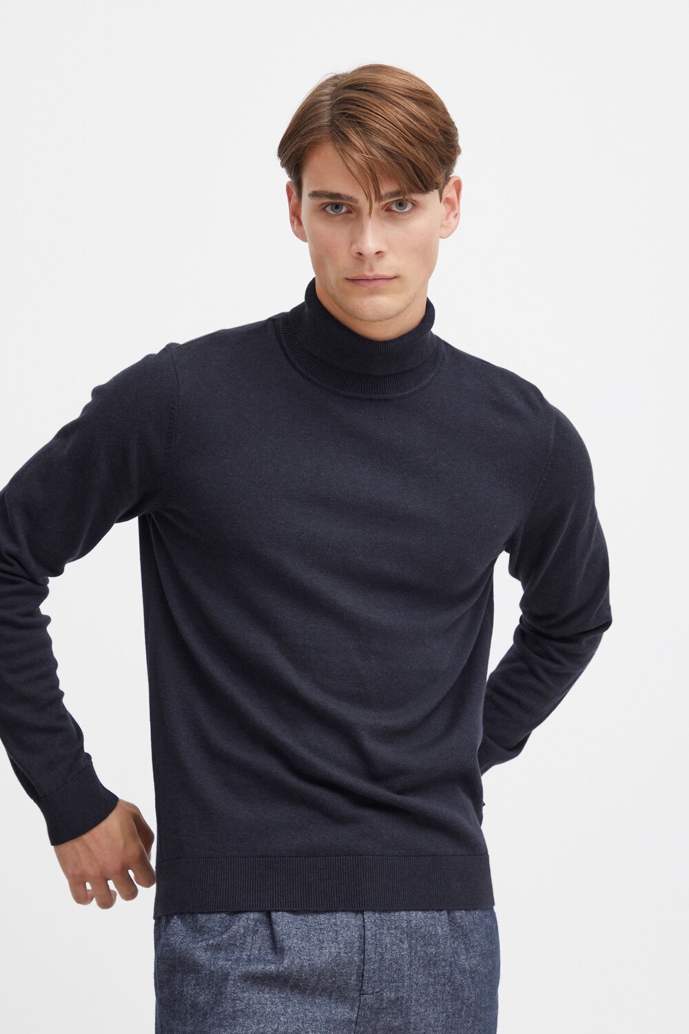 Пуловер CASUAL FRIDAY Rollkragen CFKarl 0104 roll neck knit 20504886, синий
Пуловер CASUAL FRIDAY Rollkragen CFKarl 0104 roll neck knit 20504886, синий
