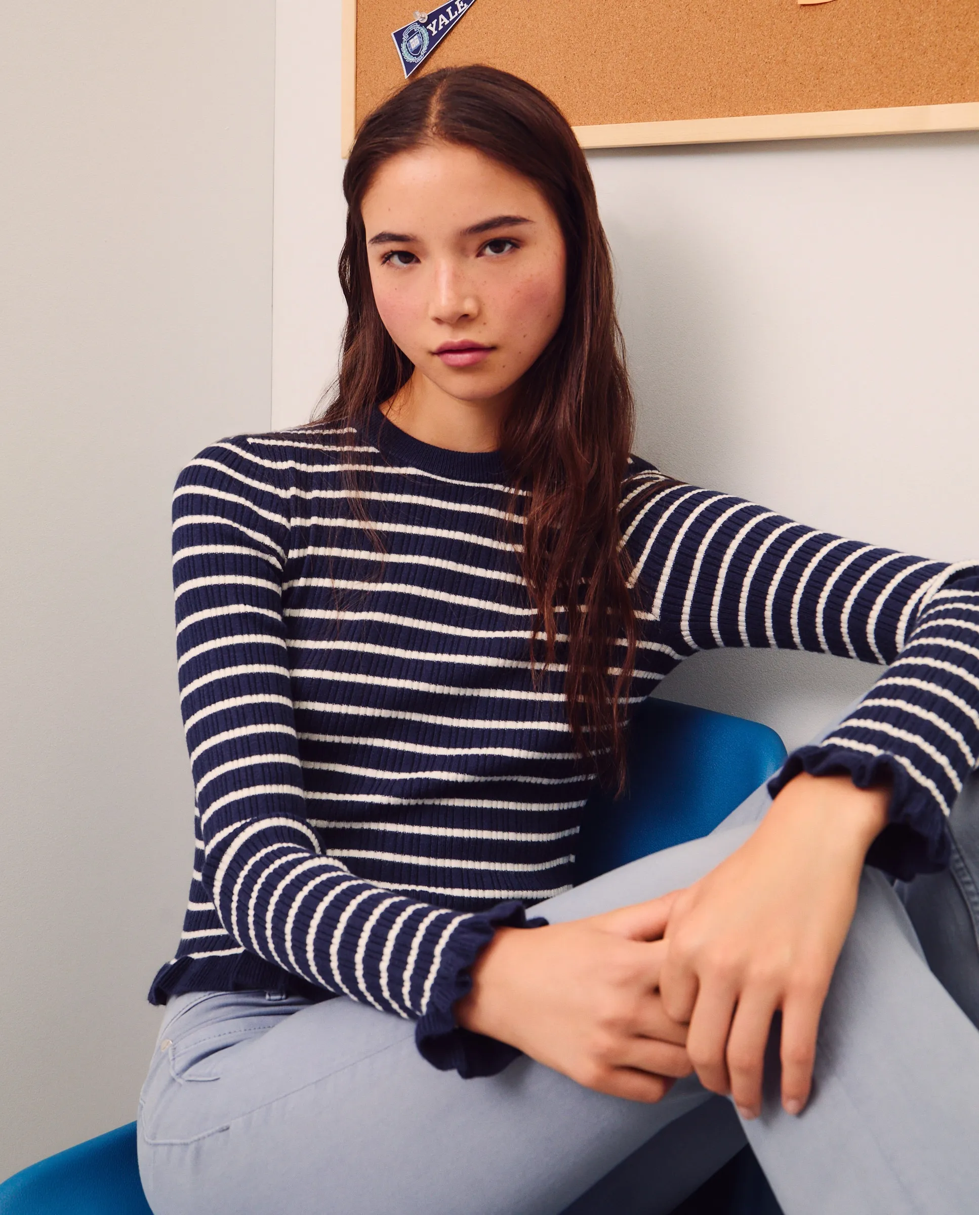 Женский джемпер с канелюрами и воланами Green Coast, темно-синий
Женский джемпер с канелюрами и воланами Green Coast, темно-синий