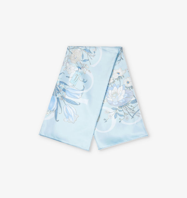 Шелковый шарф-каре с цветочным принтом Gucci, мультиколор 
Шелковый шарф-каре с цветочным принтом Gucci, мультиколор