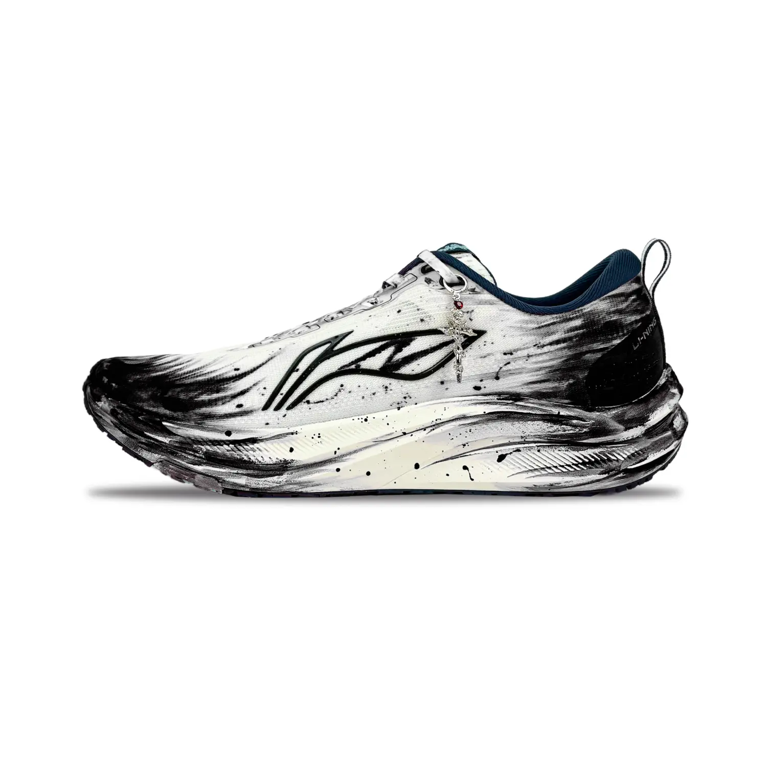 LINING Кроссовки Red Hare 8 мужские низкие, черно-белые
LINING Кроссовки Red Hare 8 мужские низкие, черно-белые