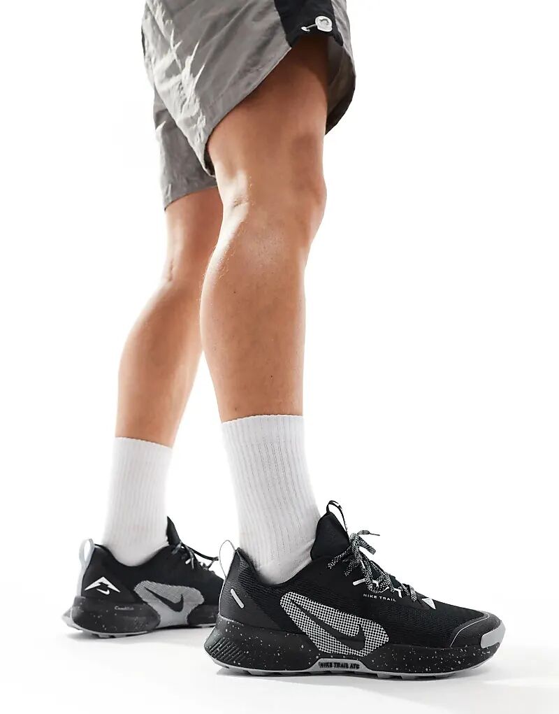 Кроссовки Juniper Trail 3 черного и серого цвета Nike Running
Кроссовки Juniper Trail 3 черного и серого цвета Nike Running